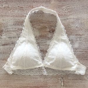 NWOT Hollister Gilly Hicks halter brallette